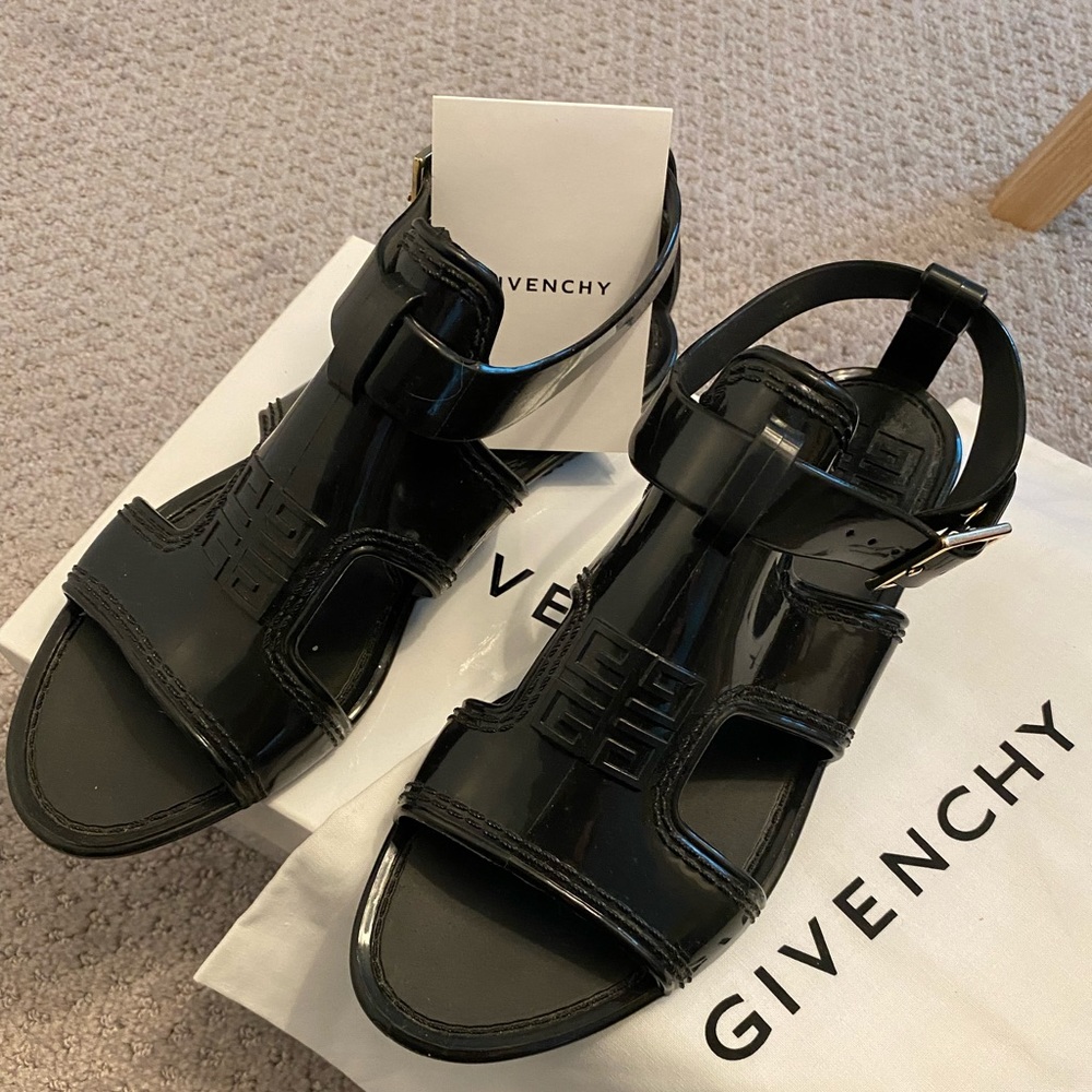 GIVANCHY rubber ankle strap sandals black 36